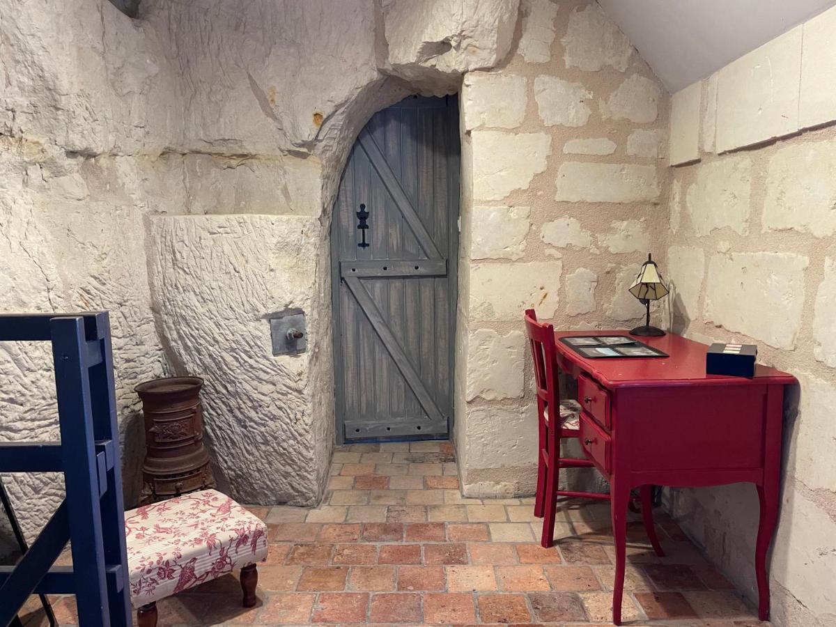 Souzay-ChampignyL'Escale Troglo Au Bord De La Loire别墅 外观 照片